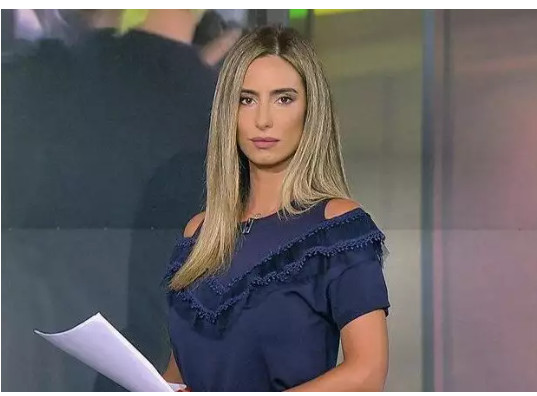 Λένα Φλυτζάνη: Στο τιμόνι της παρουσίασης του μεσημεριανού δελτίου ειδήσεων του ΣΚΑΪ