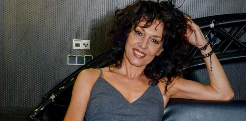 Δήμητρα Παπαδήμα: «Είδα τον πατέρα μου να με σημαδεύει με την καραμπίνα»