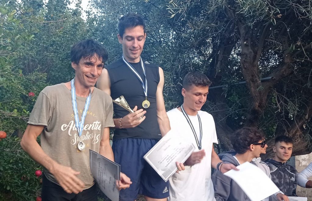 Σε «αγώνες γειτονίας» ο απίθανος Μίλτος Τεντόγλου