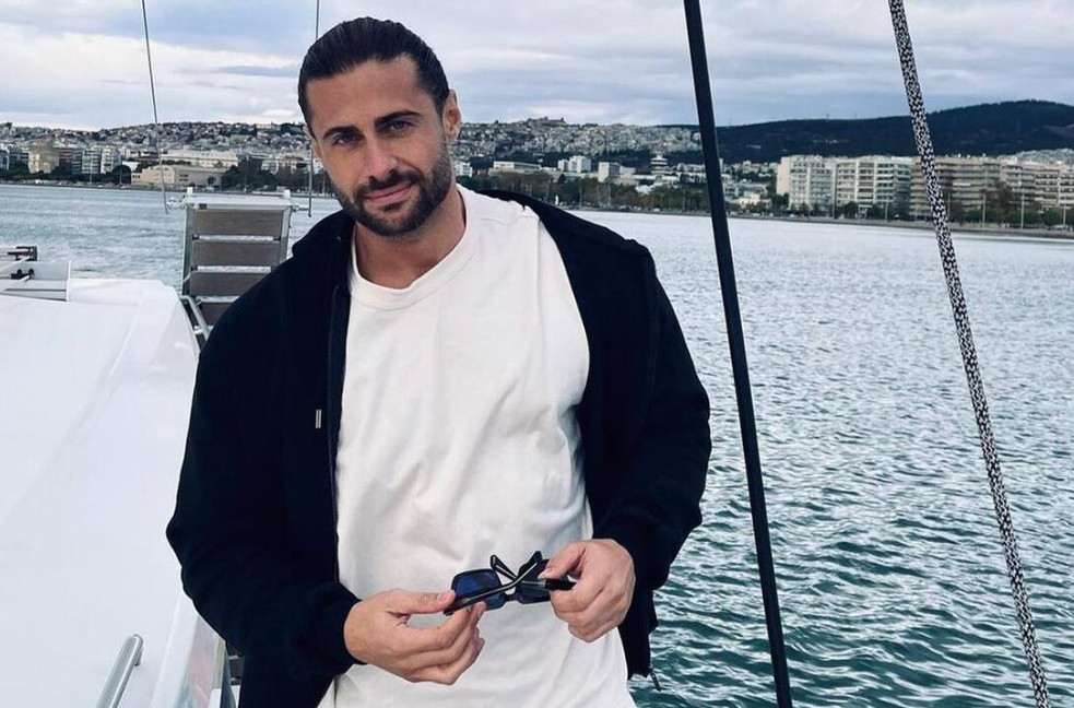 Κωνσταντίνος Βασάλος για «τσακωμό» με Fipster: «Μάλλον ξύπνησε με νεύρα»