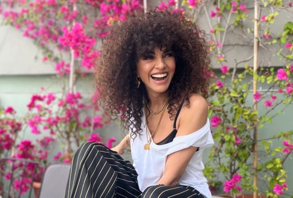 Μαρία Σολωμού: «Θα ήθελα να έχω σχέση με την Αντζελίνα Τζολί, θα τα βρίσκαμε»