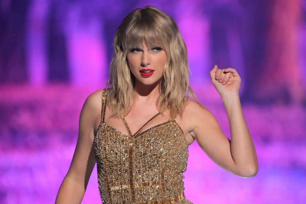 Πώς ήταν το «φαινόμενο Taylor Swift» στο δημοτικό σχολείο – «Εξαιρετικά υπερήφανες» οι δασκάλες της