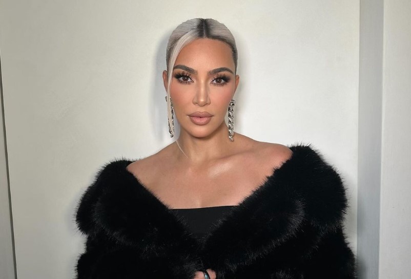 Κιμ Καρντάσιαν: Έβαψε τα μαλλιά της πλατινέ ξανθό, λίγο πριν το Met Gala