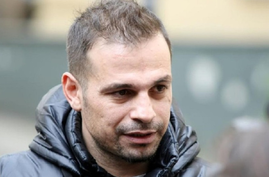 Ο Ντέμης Νικολαΐδης πήγε στους Coldplay και ανέβασε φωτογραφία με τη σύντροφό του και την κόρη του