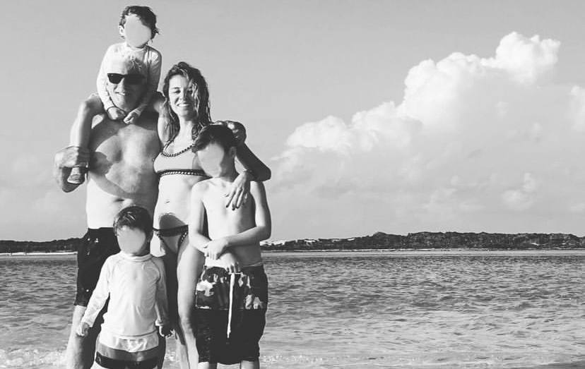 Ο Ρίτσαρντ Γκιρ σε σπάνιες φωτογραφίες με τα παιδιά του και την σύζυγο του, Αλεχάντρα Σίλβα