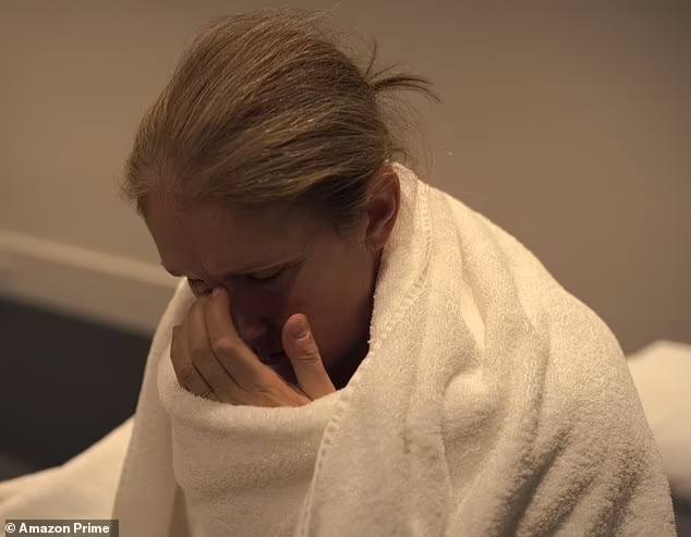 Η Σελίν Ντιόν υπέστη μια βάναυση δεκάλεπτη κρίση ενώ δίνει γενναία μάχη με το Σύνδρομο Δυσκίνητου Ανθρώπου