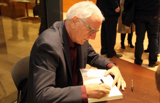 Το ύστατο μήνυμα του Κώστα Χαρδαβέλλα στους θεατές του: Μέσα μας υπάρχει μία βόμβα χιλίων μεγατόνων, η ψυχή.