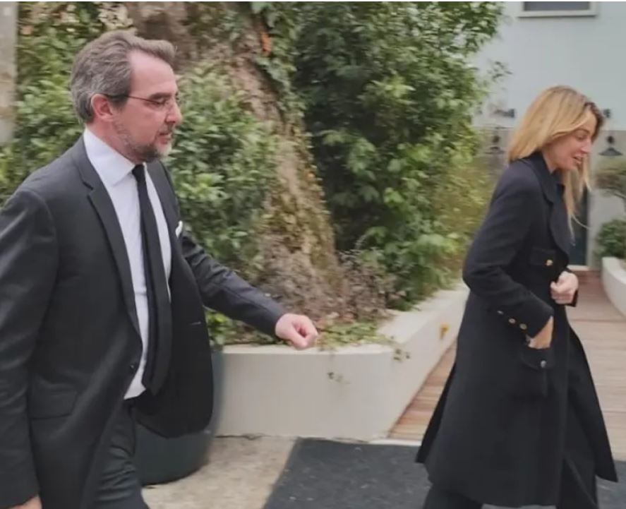 Νικόλαος ντε Γκρες: Και επίσημα στο πλευρό του η Χρυσή Βαρδινογιάννη
