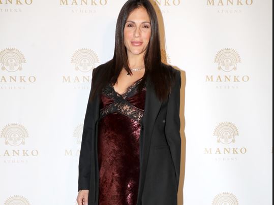 Ανθή Βούλγαρη: Βραδινή έξοδος με τον σύζυγο της λίγο πριν γεννήσει