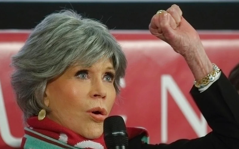 Η Τζέιν Φόντα έχει σταματήσει το shopping και ο λόγος δεν είναι αυτός που αρχικά φανταστήκαμε