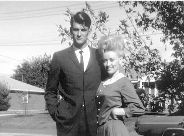 Η Ντόλι Πάρτον ευχαριστεί τους θαυμαστές της για τη στήριξή τους στο πένθος της