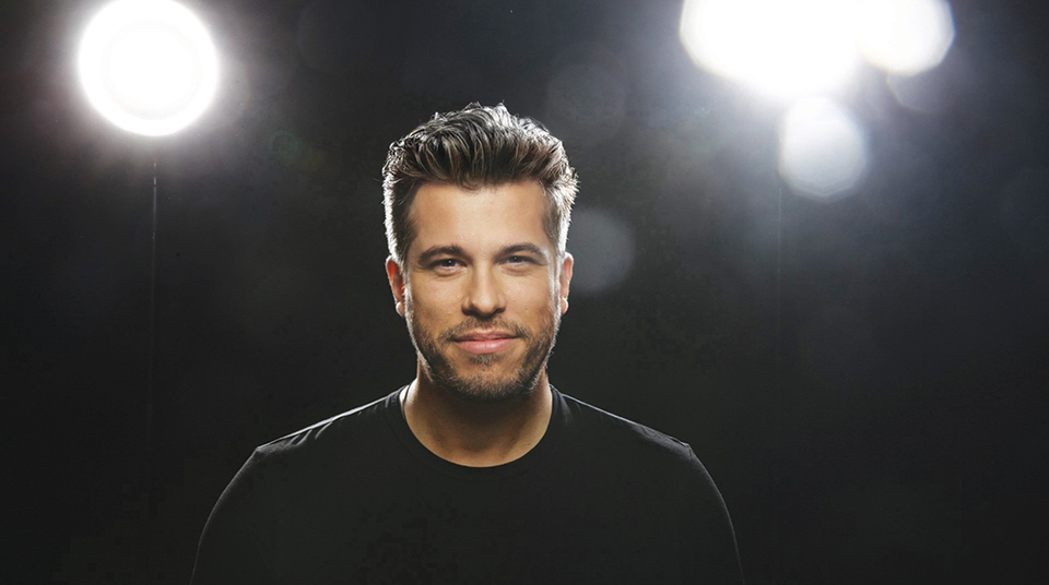 Χάρης Βαρθακούρης: «Δεν ξέρω πόσοι πιστεύετε στο μάτι αλλά είμαι άρρωστος και η κόρη μου με πατερίτσες»