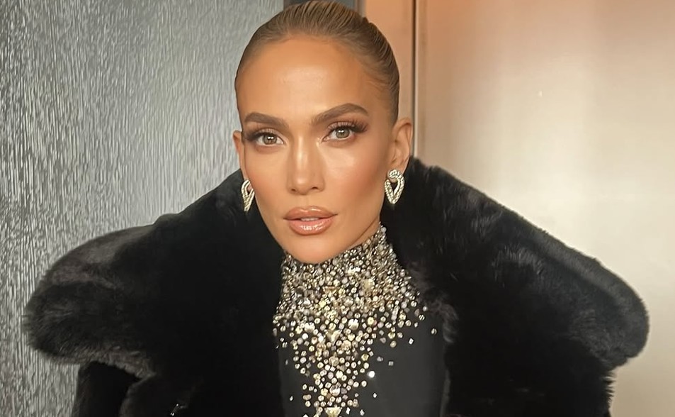 Η Τζένιφερ Λόπεζ και η 17χρονη κόρη της Έμα σε σπάνια δημόσια εμφάνιση στο Μπρόντγουεϊ