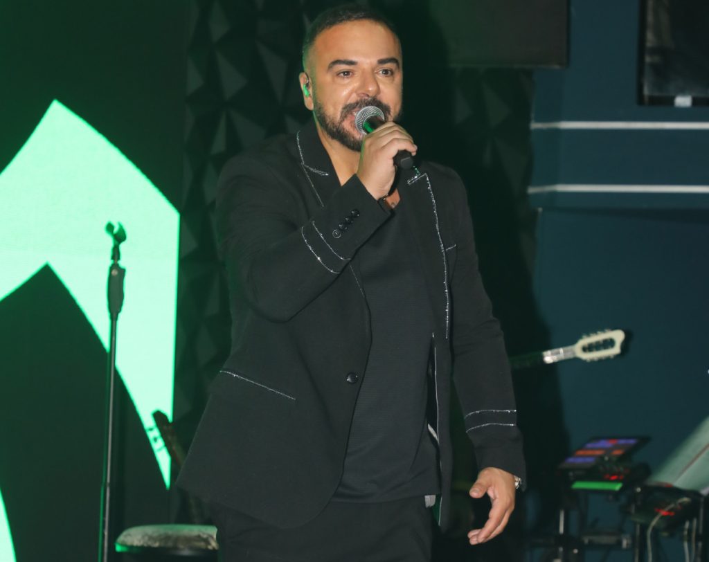 Τριαντάφυλλος: H απόπειρα διάρρηξης στο σπίτι του τραγουδιστή – Η ανάρτηση του