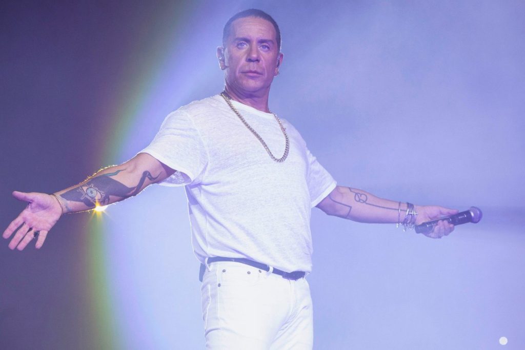 «Είναι επικίνδυνος»: Οριστική ρήξη στην οικογένεια Μαζωνάκη – Το επεισόδιο πριν από 15 μέρες, ο εγκλεισμός, τα δικαστήρια