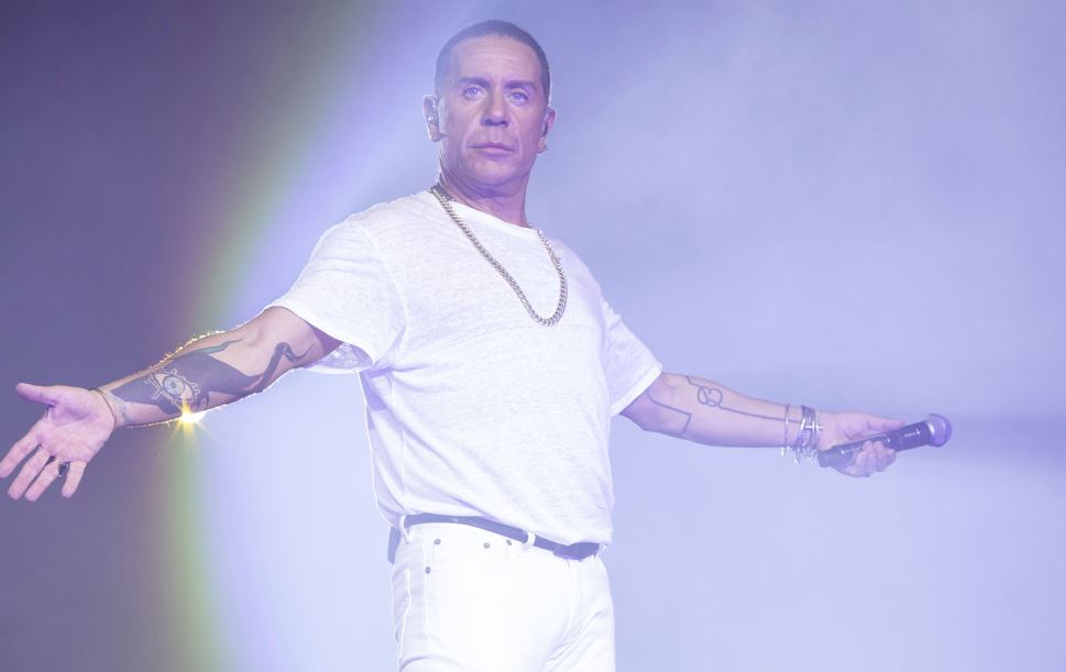 Ο Γιώργος Μαζωνάκης, η δικαστική διαμάχη με την αδερφή του και το ψυχιατρείο – «Ο εγκλεισμός μου έγινε εν αγνοία μου»