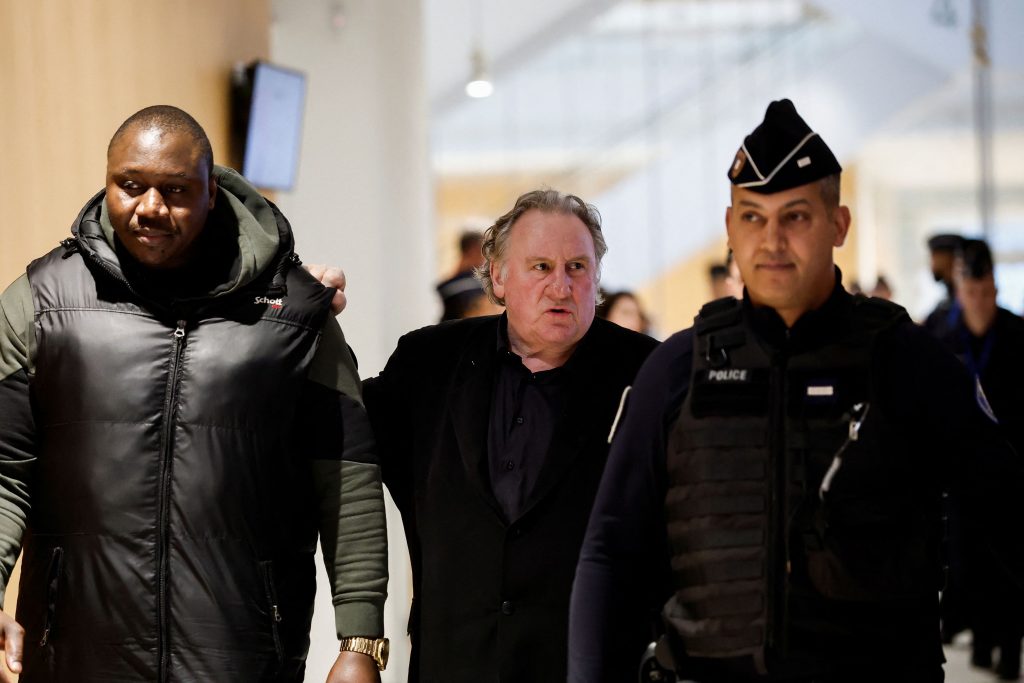 Ξανά αντιμέτωπος με τον νόμο ο Ζεράρ Ντεπαρντιέ: Θα δικαστεί για βιασμό