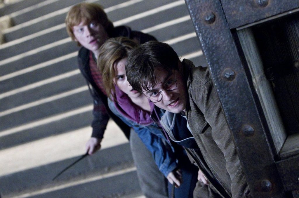 Harry Potter: Αδύνατο ένα reunion χαρακτήρων για τον Κρις Κολόμπους λόγω των τρανσφοβικών σχολίων της Ρόουλινγκ