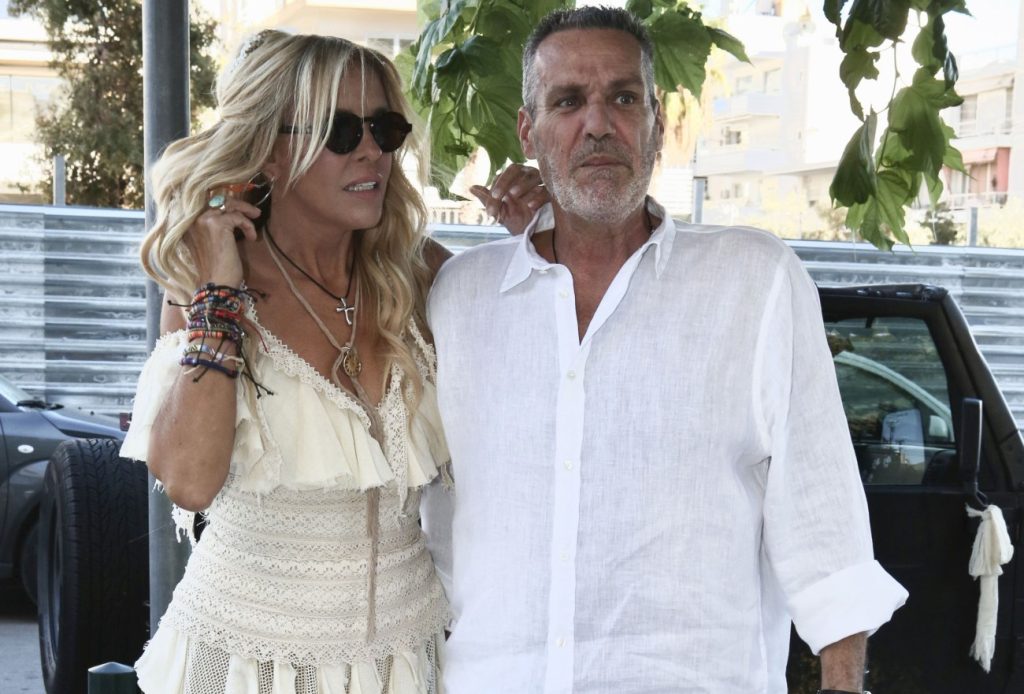 Μαίρη Μηλιαρέση: Παντρεύτηκε με πολιτικό γάμο τον σύντροφό της – Στο πλευρό της η κόρη της