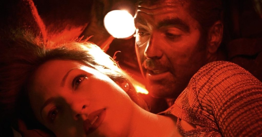 Η Τζένιφερ Λόπεζ μιλά για την χημεία που είχε με τον Τζορτζ Κλούνεϊ στην ταινία «Εκτός Ελέγχου»