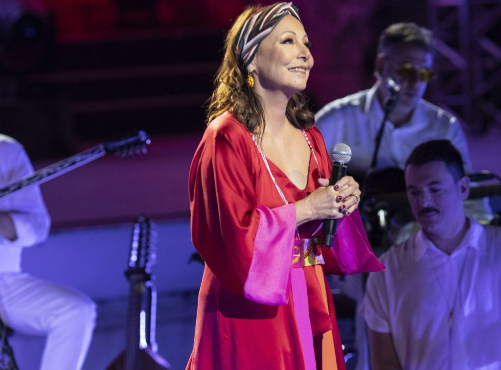 Λυδία Φωτοπούλου: «Ήταν μεγάλη δοκιμασία το πρόβλημα που είχε η εγγονή μου»