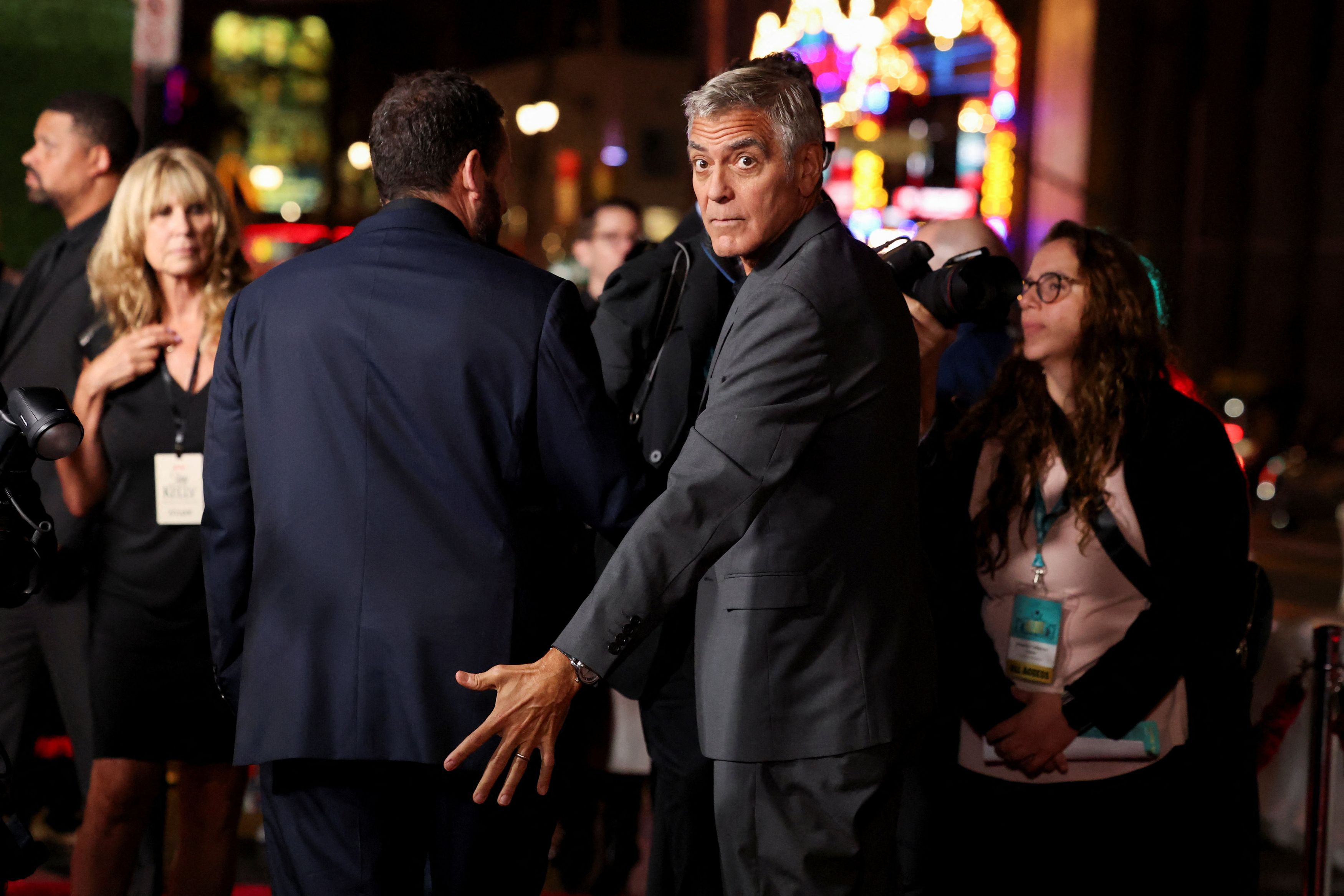 Ο Τζορτζ Κλούνεϊ αποκαλύπτει την αποτυχία από την οποία διδάχθηκε — Nαι, ήταν εκείνη η ταινία των 90s