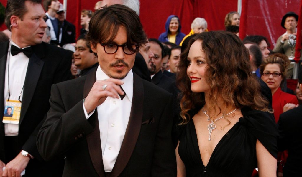 Ο Τζόνι Ντεπ αναπολεί τα χρόνια που έζησε με τη Βανέσα Παραντί – Ήταν ευτυχία