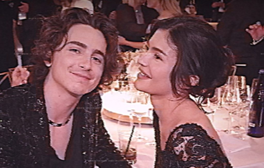 Από χωρισμένοι, σχεδόν παντρεμένοι: Οι Τιμοτέ Σαλαμέ και Κάιλι Τζένερ μένουν μαζί εδώ κι έναν χρόνο