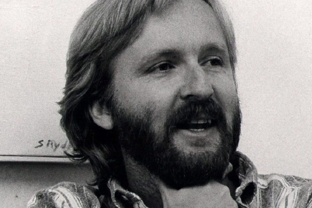 Όταν ζητήθηκε στον Τζέιμς Κάμερον να μοιράσει κοκαΐνη στο κινηματογραφικό συνεργείο – «Έτσι γινόταν τότε»