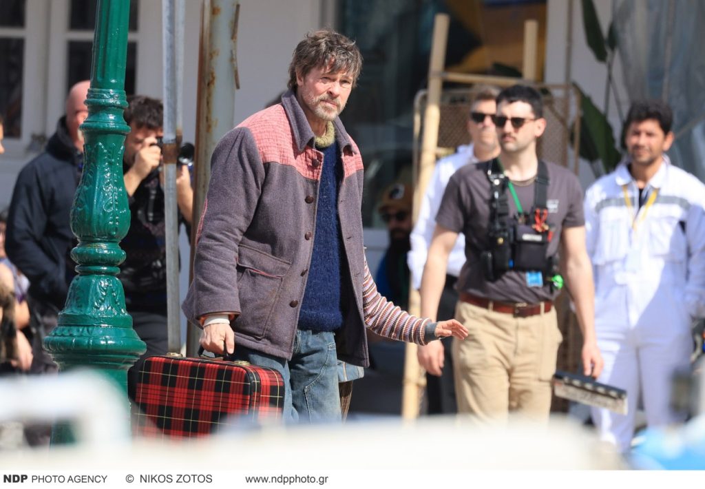 Μπραντ Πιτ: Στη Χαλκίδα για τα γυρίσματα – Ακολουθεί το Δημαρχιακό Μέγαρο στην Αθήνα