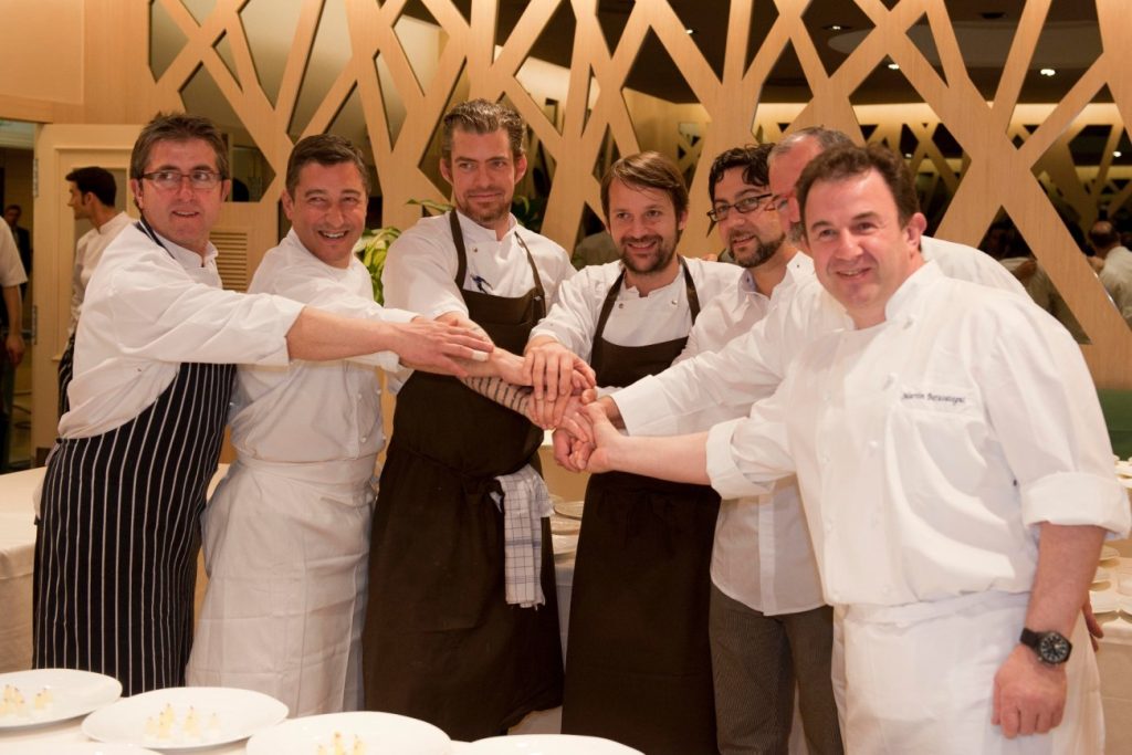 «Ήμουν τραμπούκος» – Ο σεφ του Noma παραιτείται μετά από κατηγορίες για κακοποίηση υπαλλήλων