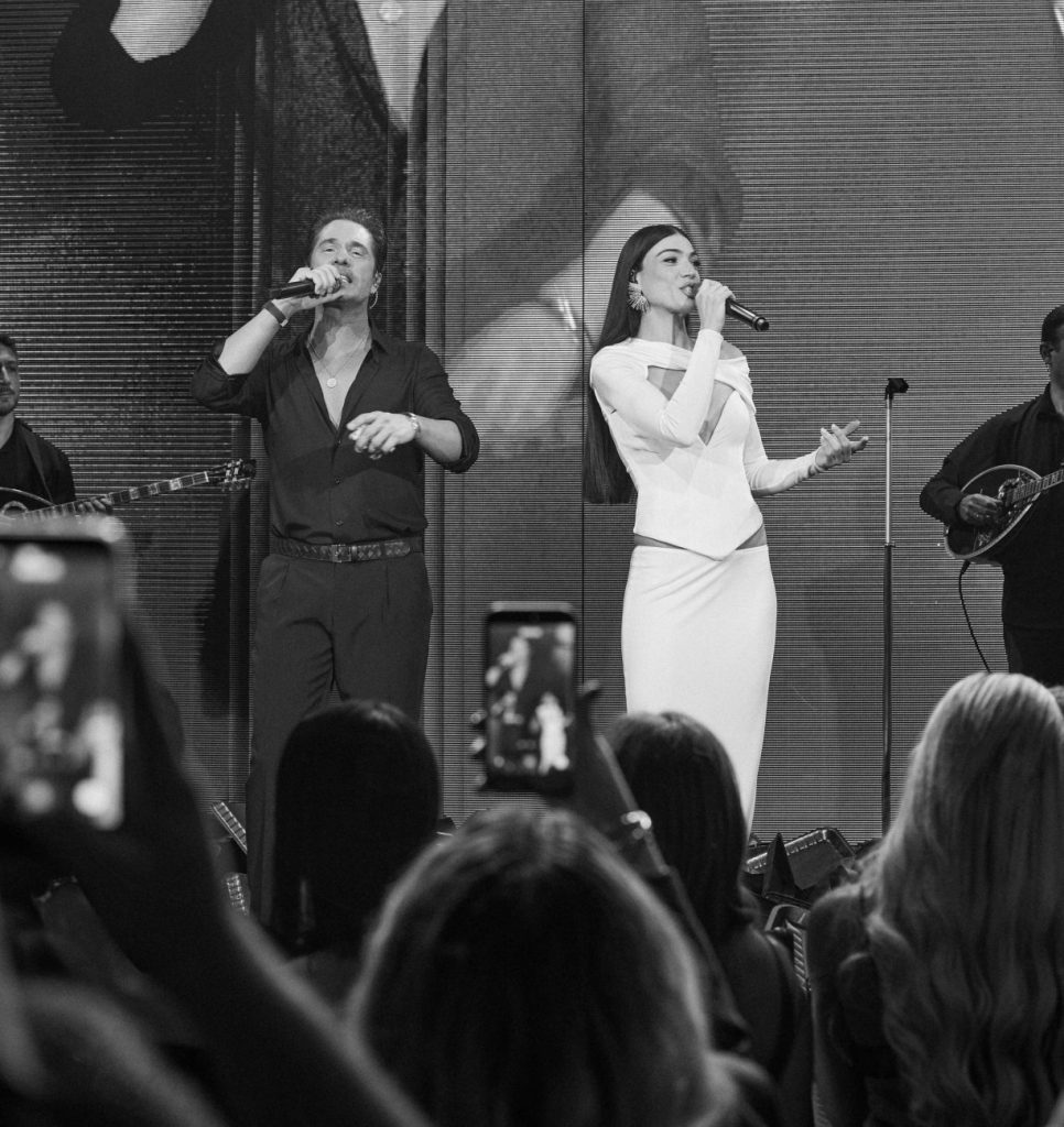 Ήβη Αδάμου: Το δημόσιο «ευχαριστώ» στον Νίκο Οικονομόπουλο μετά την επιτυχημένη συνεργασία τους