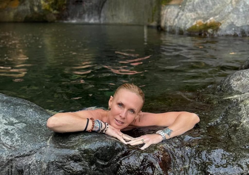 Εβελίνα Παπούλια: Δεν μου ταιριάζει πολύ ο γάμος, με αγχώνει και δεν μπορώ να λειτουργήσω