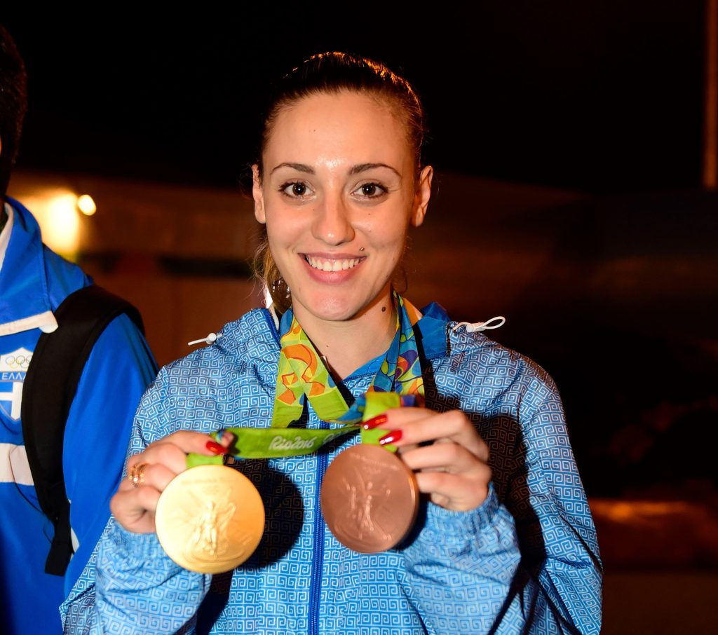 Άννα Κορακάκη: Έγινε 30 χρόνων και ποζάρει αγκαλιά με την κορούλα της – Το μήνυμα της