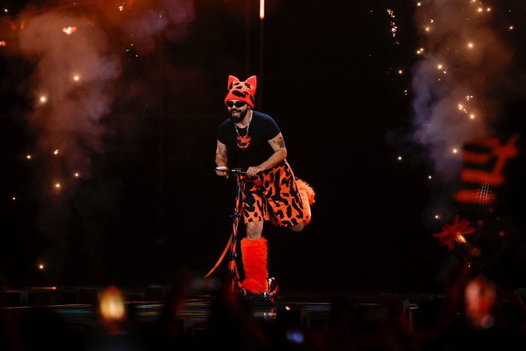 Eurovision 2026: Ο Akylas φέρνει πανικό με το «FERTO»