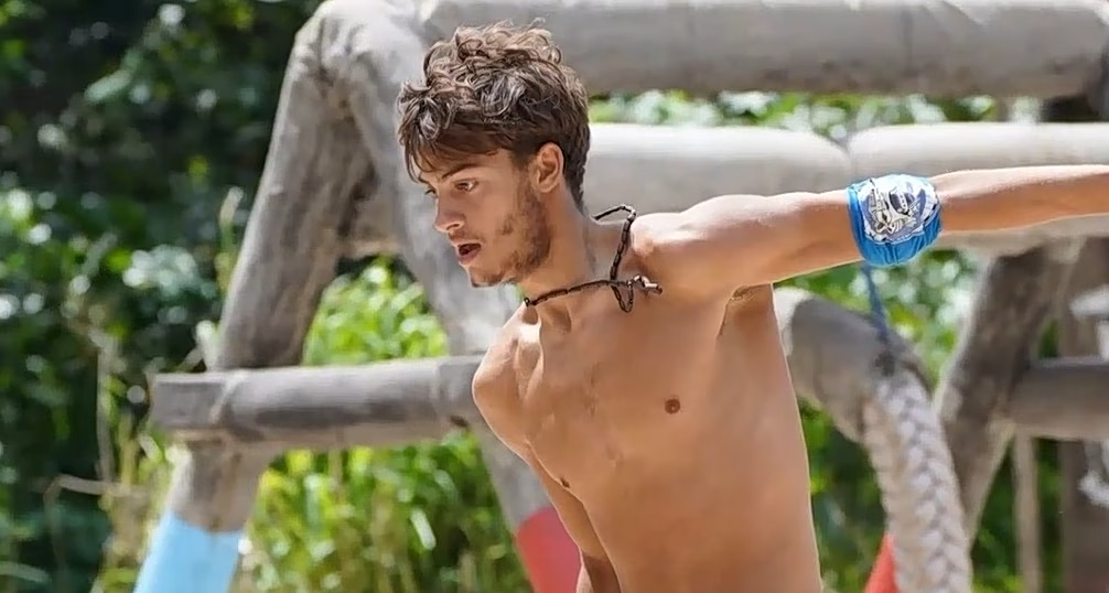 Survivor – Σταύρος Φλώρος: Στη Δικαιοσύνη ο καπετάνιος που τον χτύπησε – Η  φωτογραφία του από το νοσοκομείο